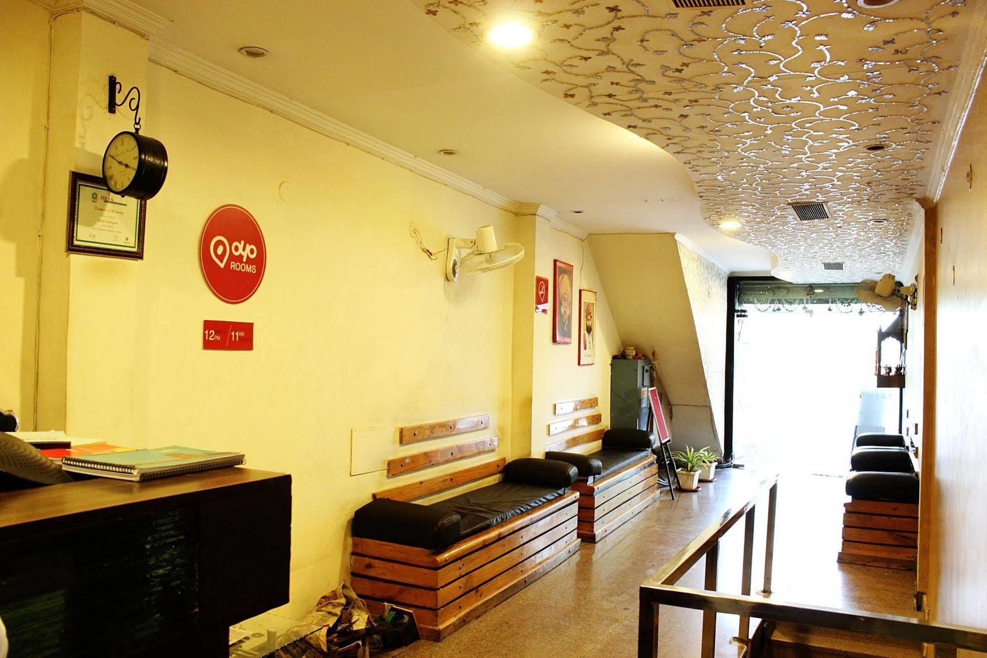 Oyo Rooms Nangli Circle อัลวาร์ ภายนอก รูปภาพ