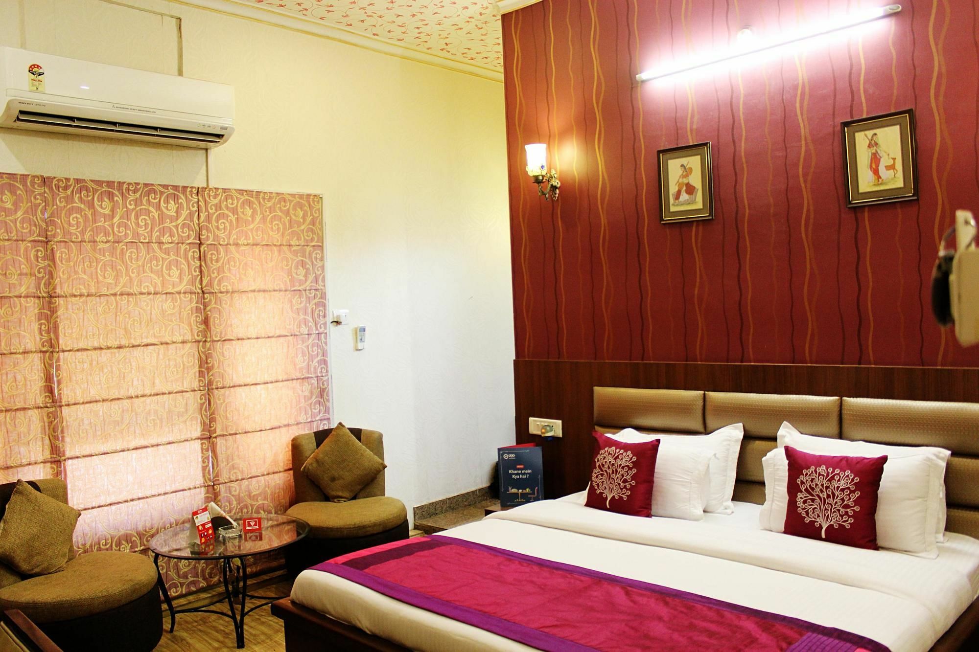 Oyo Rooms Nangli Circle อัลวาร์ ภายนอก รูปภาพ